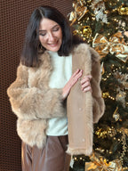 Beżowe krótkie futro damskie