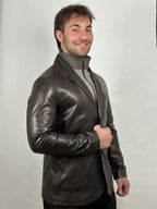 Brązowa męska marynarka skórzana z dzianinową podpinką