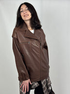 Damska brązowa kurtka skórzana