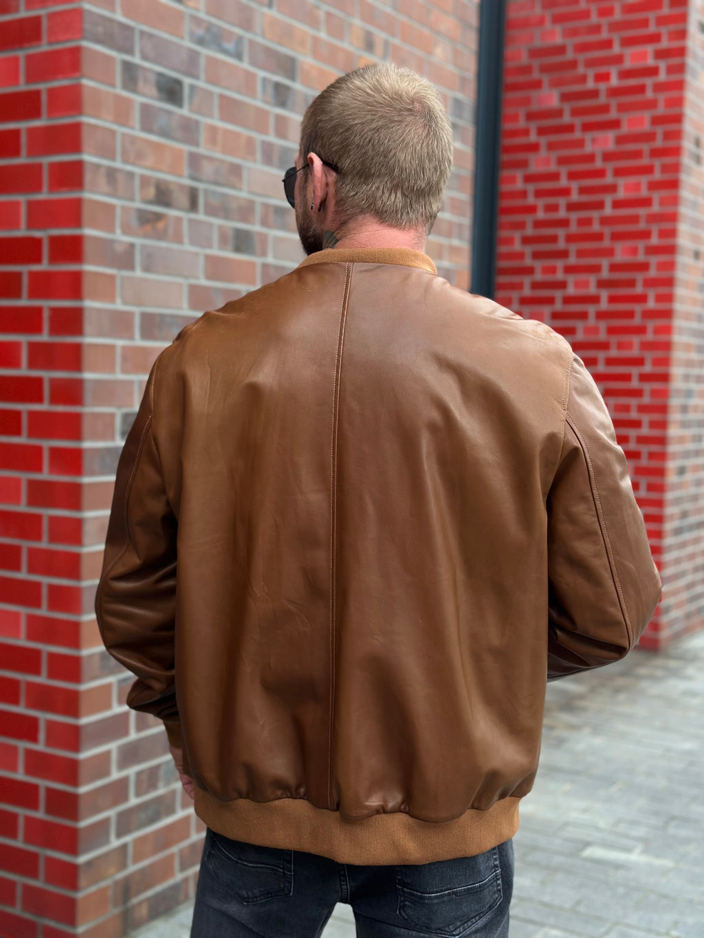 Skórzana kurtka w stylu bomber