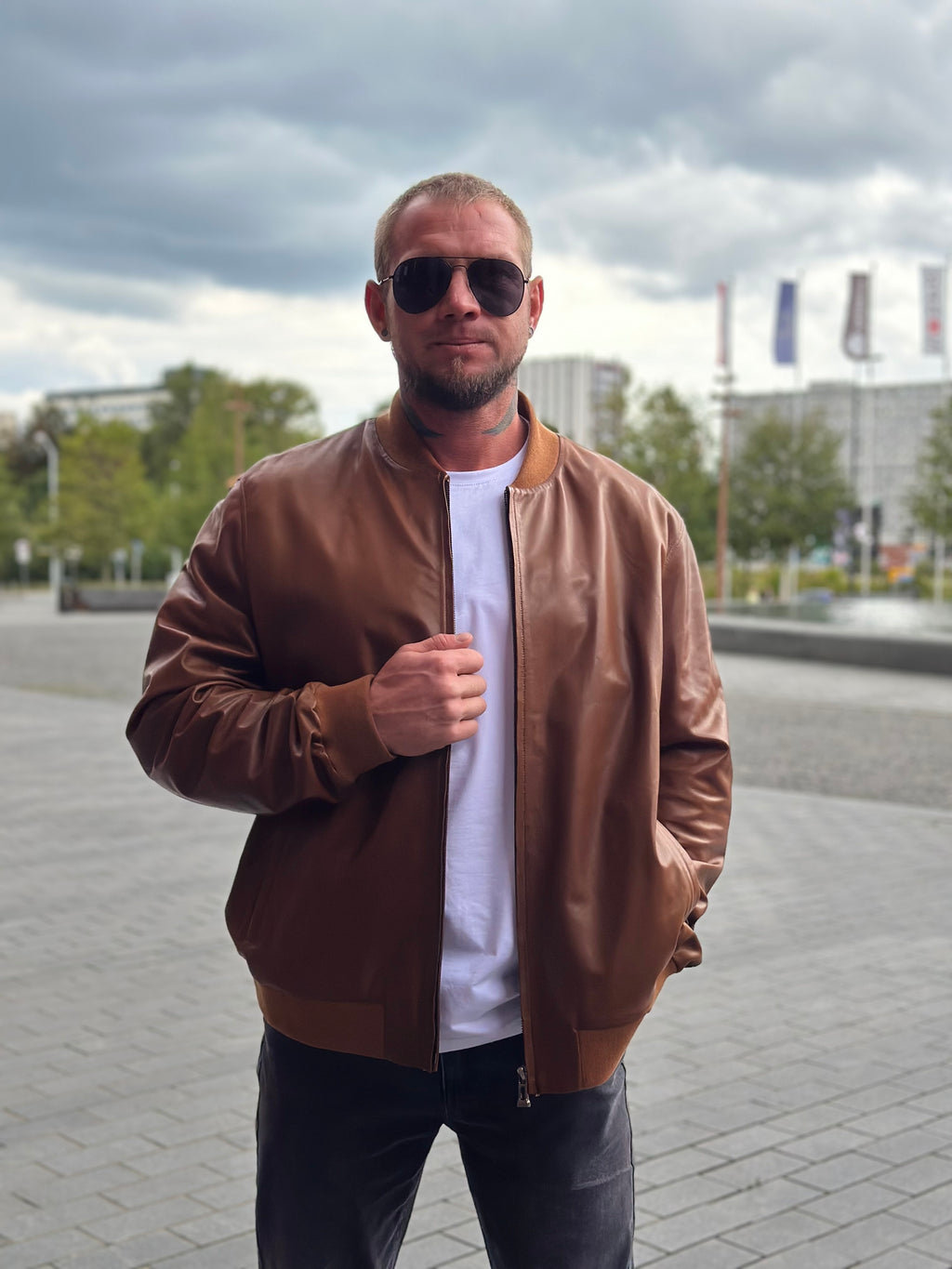 Skórzana kurtka w stylu bomber