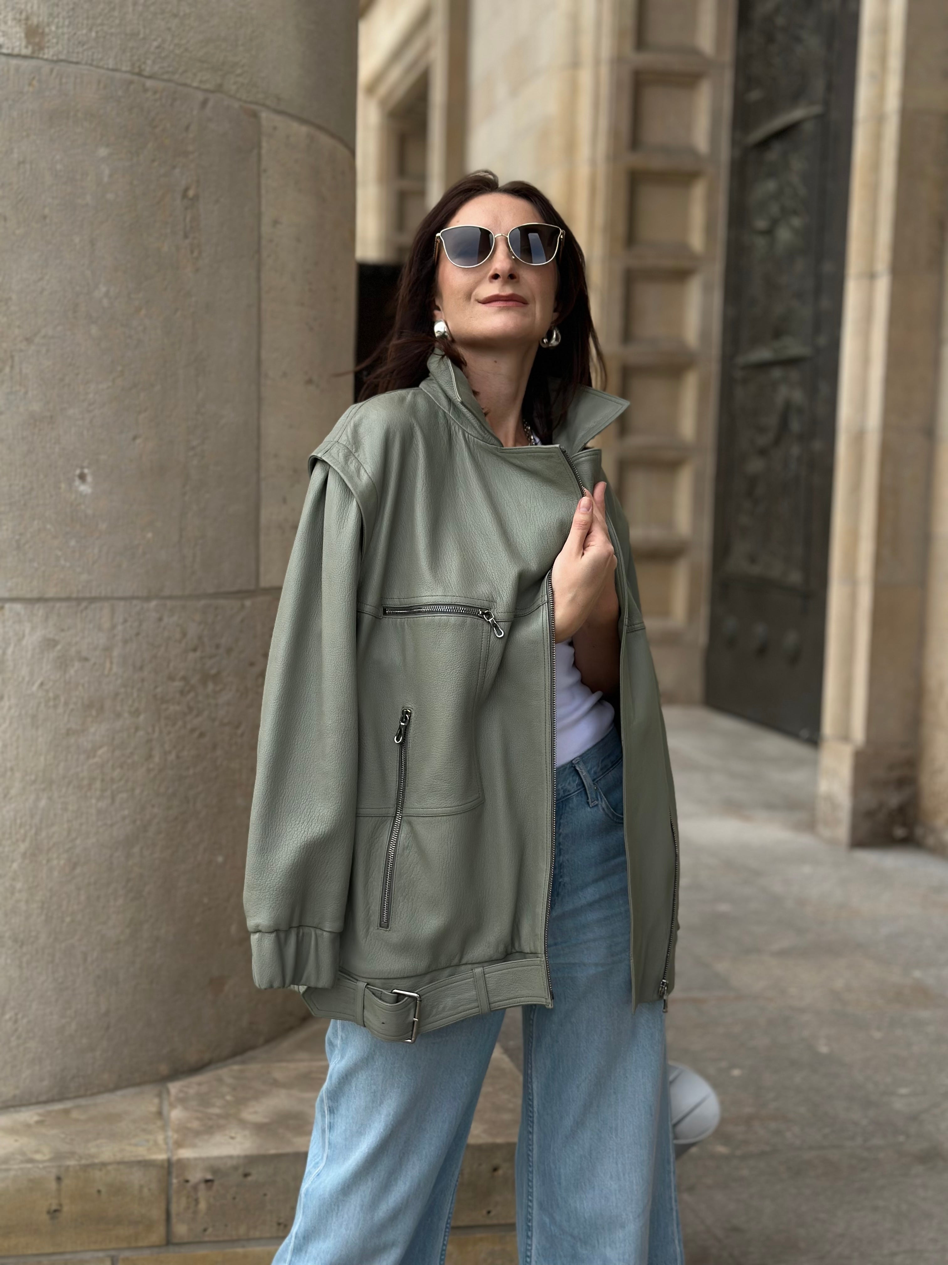 Oversize'owa skórzana kurtka